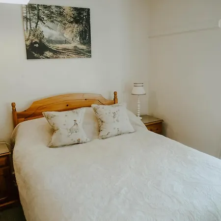 Toghill House Farm Bed & Breakfast Wick (Gloucestershire)